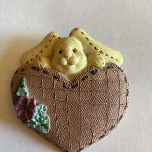 Bunny resin pin/brooch